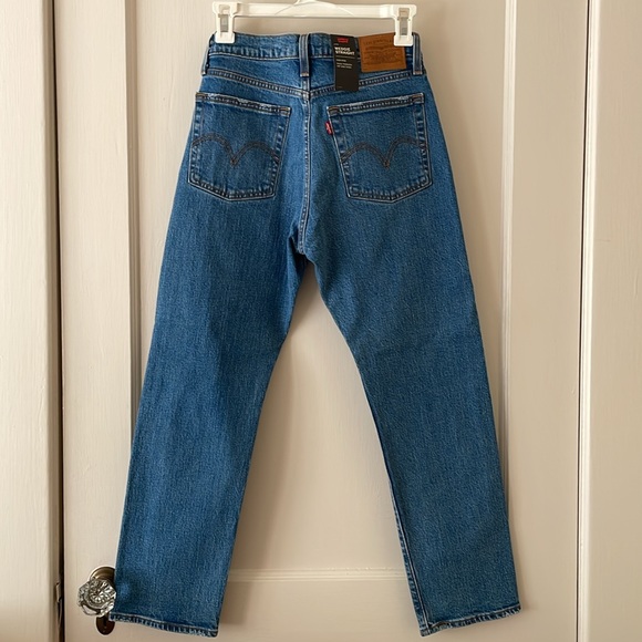 NWT Levi's Wedgie Straight Jeans - Size 26 - Picture 9 of 11